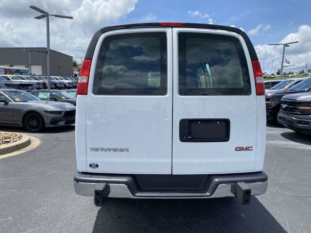 Used 2024 GMC Savana 2500 w/ Driver Convenience Package RWD image 6