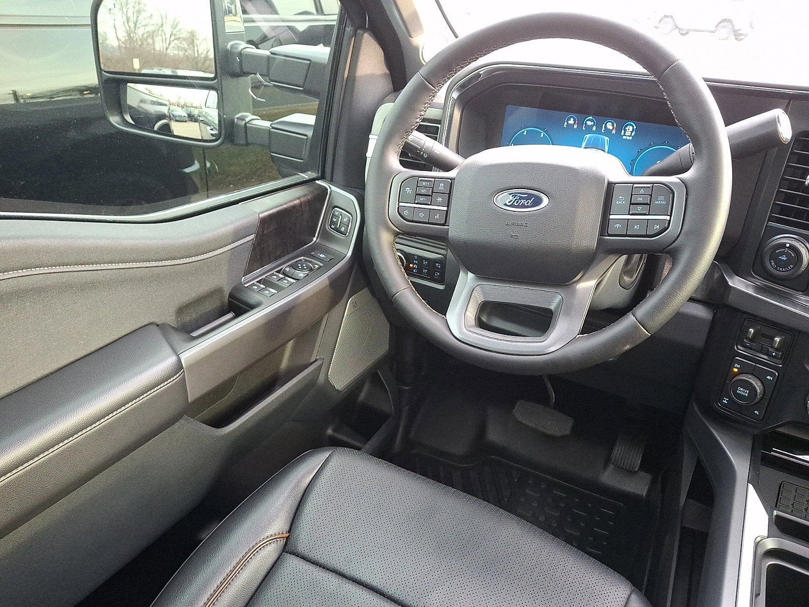 Certified 2025 Ford F250 Lariat w/ Lariat Ultimate Package image 14