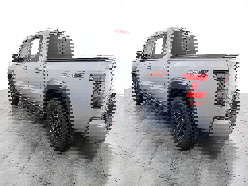 Used 2023 Nissan Frontier PRO-4X w/ Pro-4X Premium Package image 3