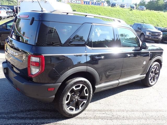 Certified 2023 Ford Bronco Sport Outer Banks w/ Tech Package AWD/4WD image 8