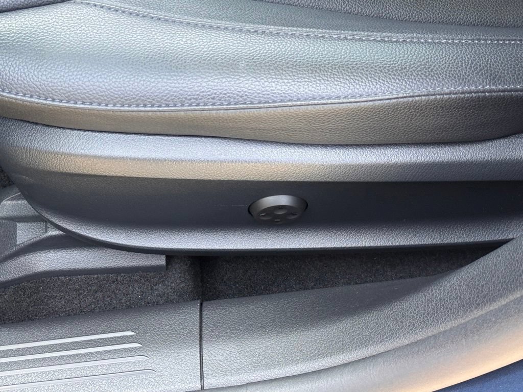 Used 2020 Mercedes-Benz CLA 250 image 18