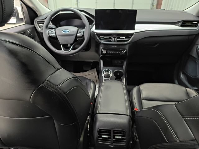 Certified 2023 Ford Escape Platinum AWD/4WD image 18