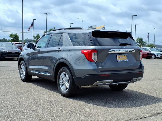 Certified 2024 Ford Explorer XLT w/ Equipment Group 202A AWD/4WD image 4