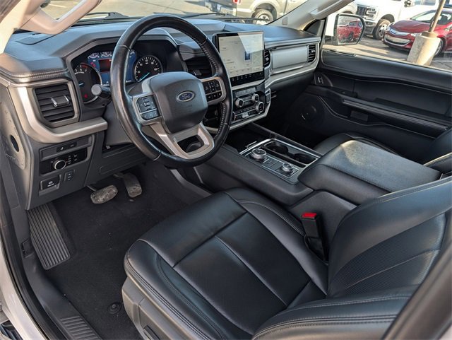 Certified 2024 Ford Expedition XLT image 9