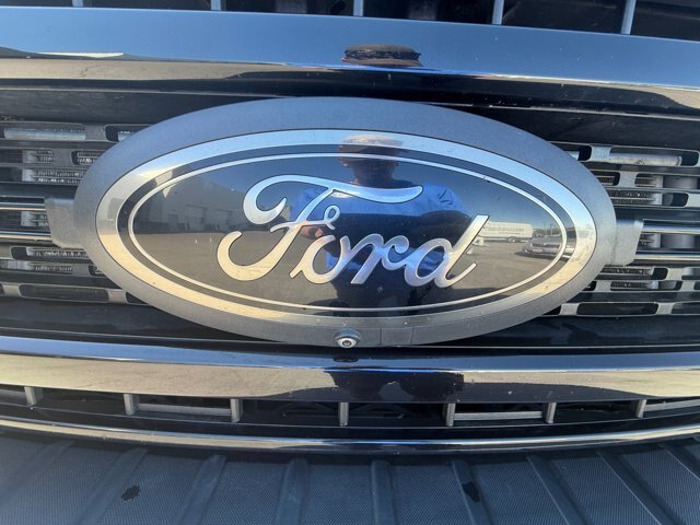 Certified 2022 Ford F350 Lariat w/ Tremor Off-Road Package AWD/4WD image 23