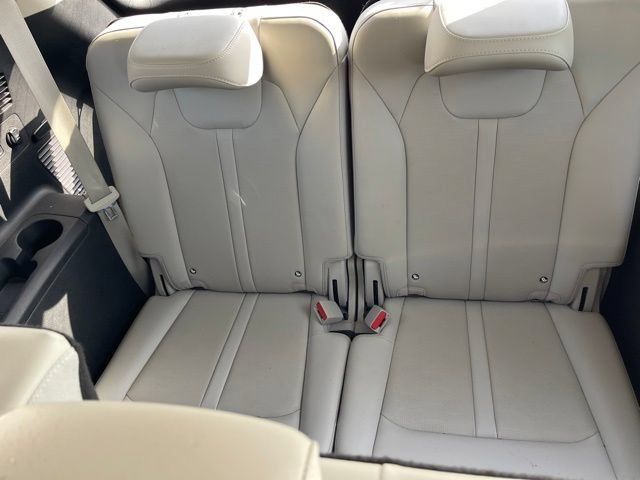Used 2025 Kia Sorento S w/ Panoramic Sunroof Package FWD image 19