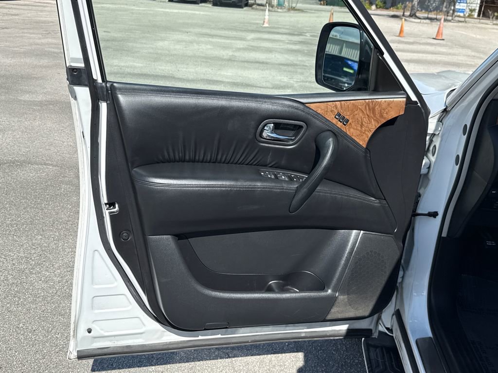 Used 2021 Nissan Armada SL w/ Captain's Chairs Package image 14