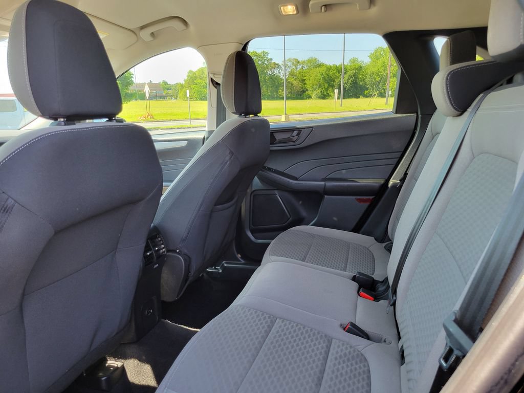 Certified 2022 Ford Escape SE w/ Cold Weather Package AWD/4WD image 20