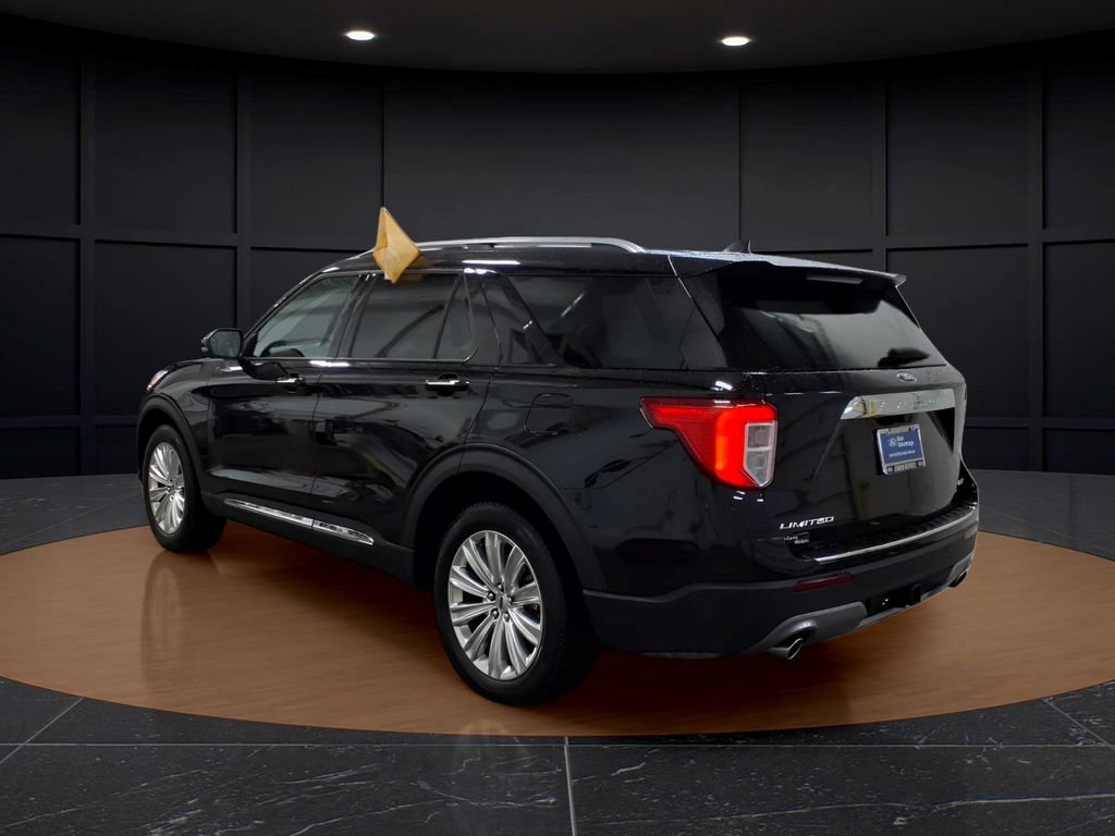 Certified 2022 Ford Explorer Limited w/ Limited Technology Package AWD/4WD image 4