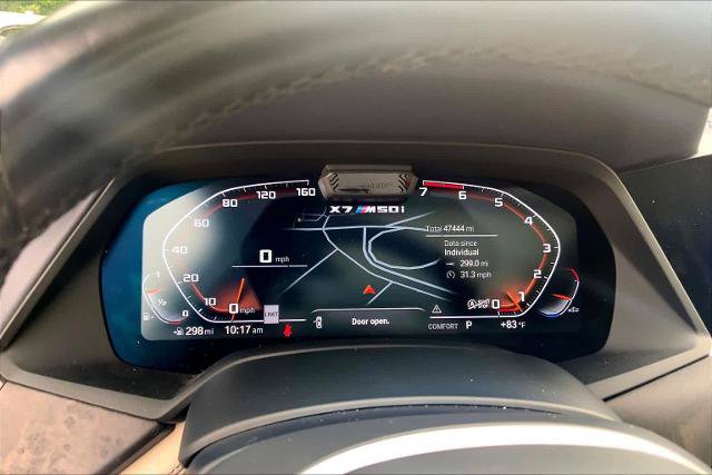 Used 2021 BMW X7 M50i w/ Dynamic Handling Package AWD/4WD image 26