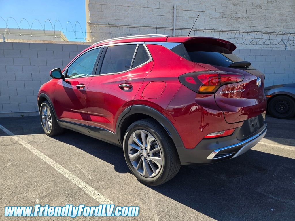 Used 2020 Buick Encore GX Essence w/ Experience Buick Package image 2