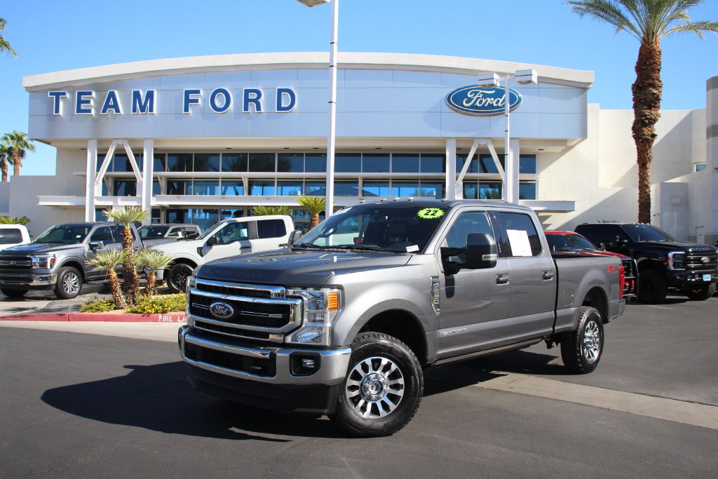 Certified 2022 Ford F250 Lariat w/ Lariat Ultimate Package AWD/4WD image 2