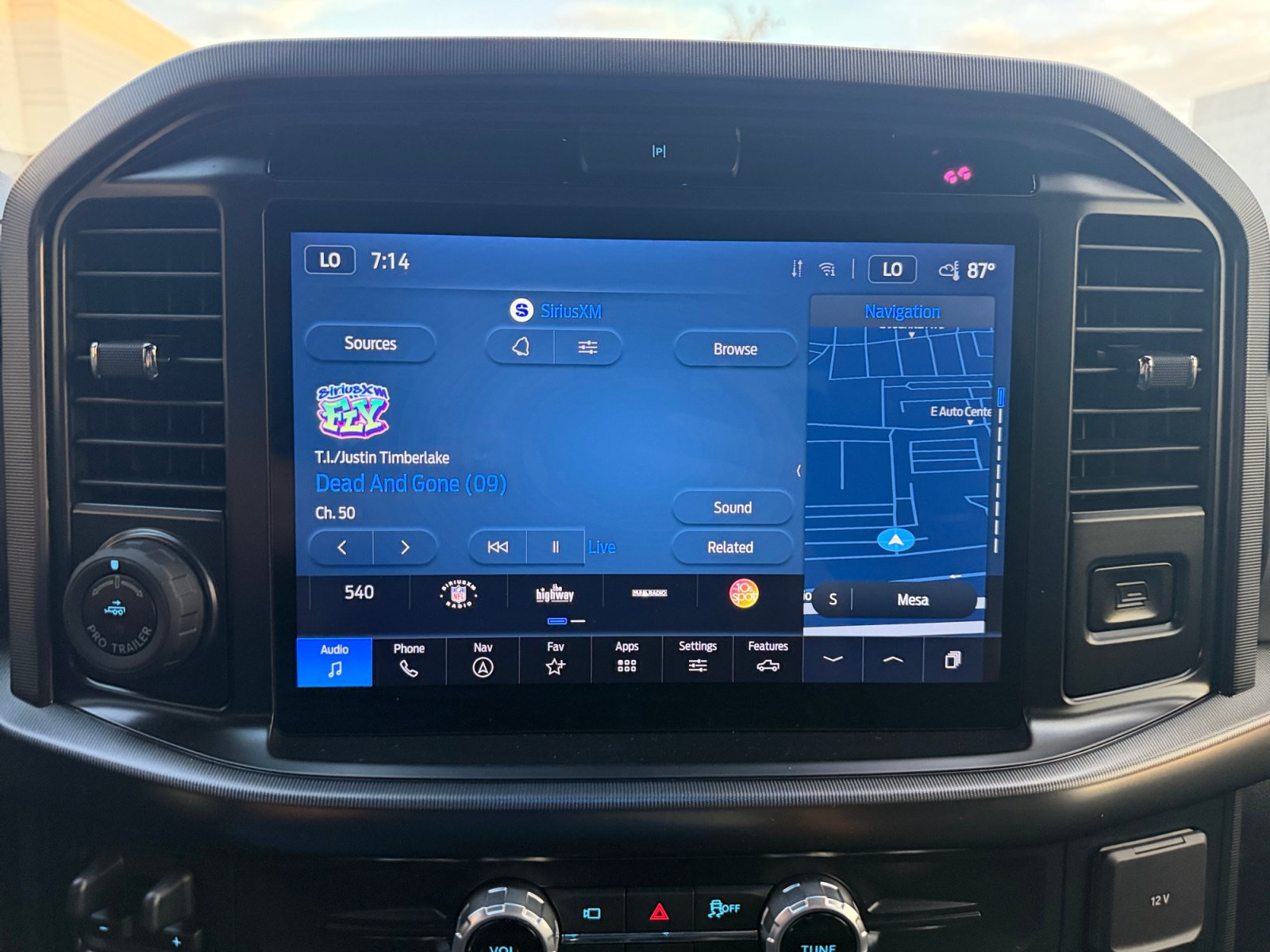 Certified 2025 Ford F150 Platinum AWD/4WD image 22