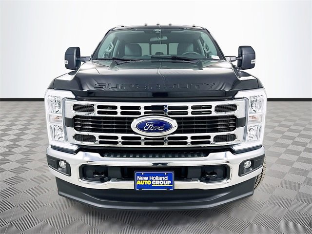 Certified 2025 Ford F350 XLT w/ FX4 Off-Road Package image 7