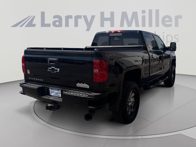 Used 2019 Chevrolet Silverado 2500 High Country AWD/4WD image 4