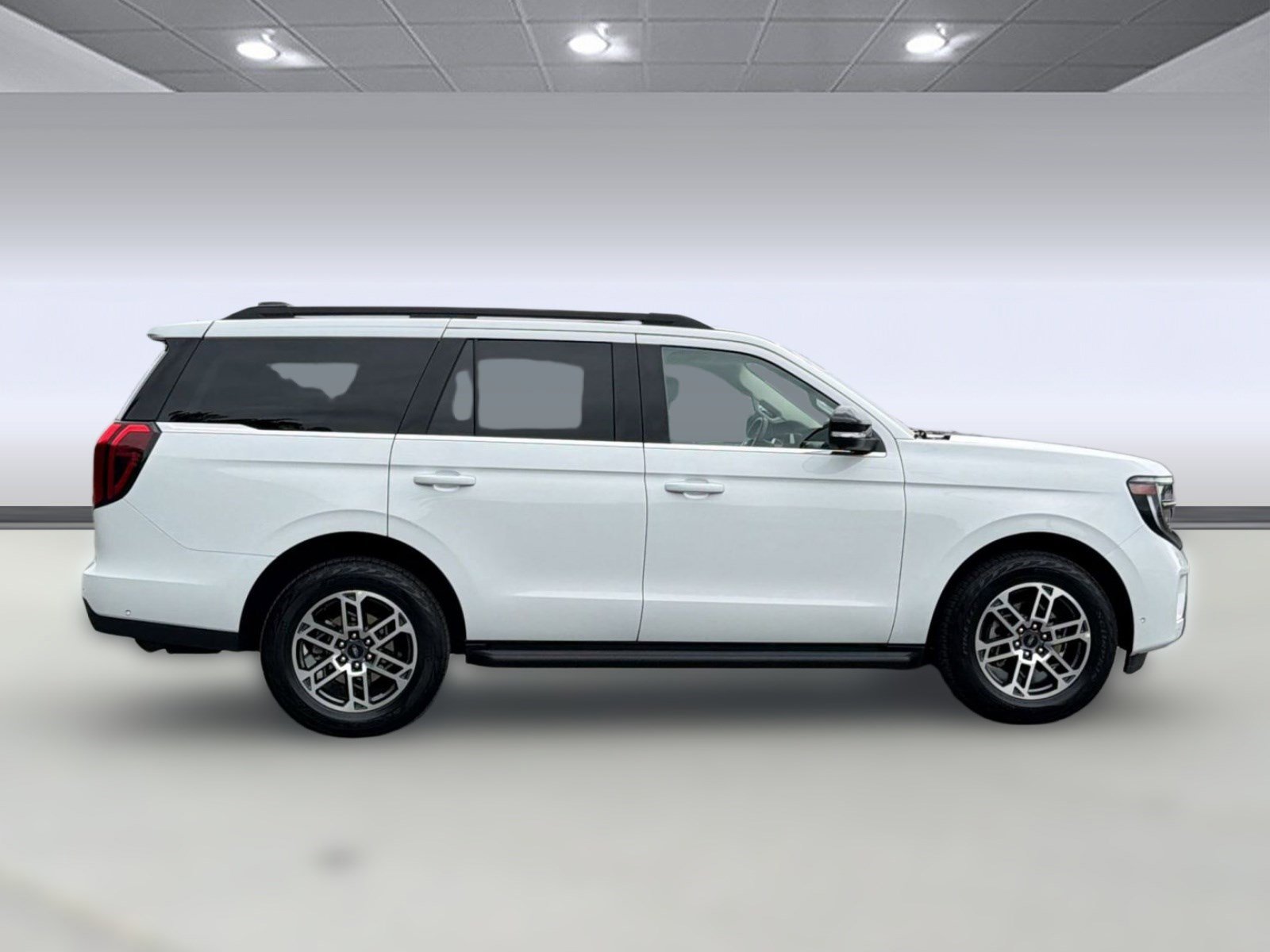 Certified 2025 Ford Expedition Active AWD/4WD image 8