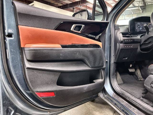 Used 2023 Kia Carnival SX FWD image 16