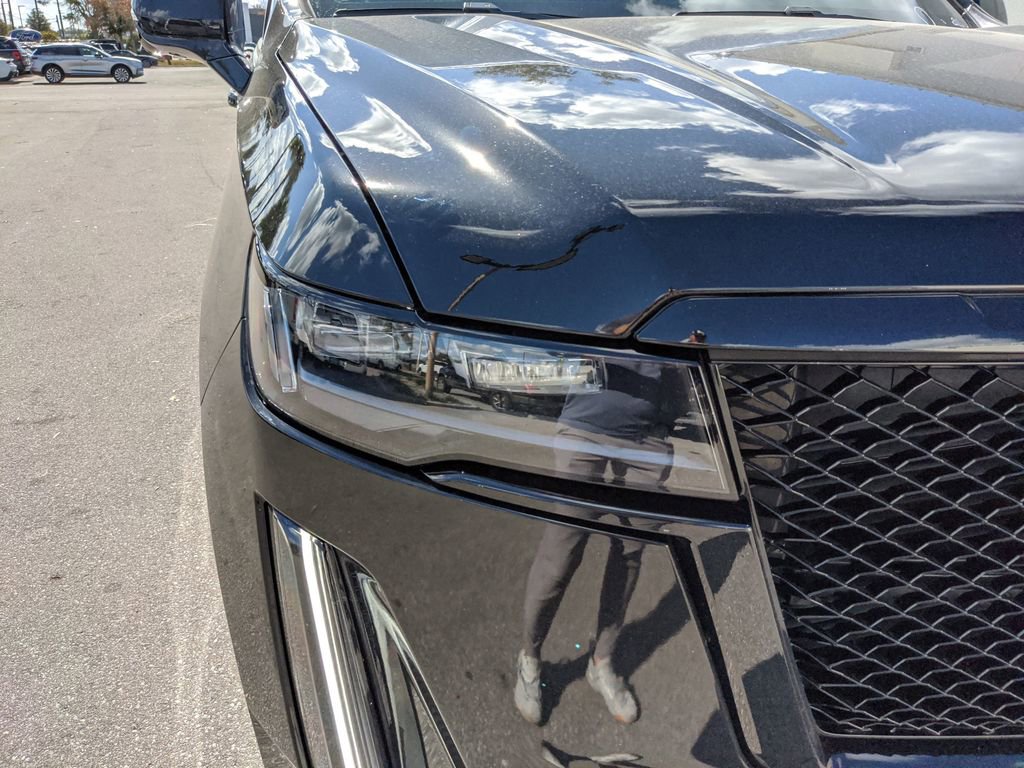 Used 2022 Cadillac Escalade ESV Sport w/ LPO, ONYX Package image 11