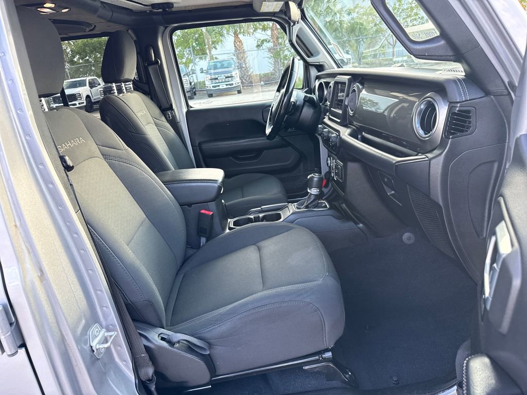 Used 2020 Jeep Wrangler Unlimited Sahara image 23