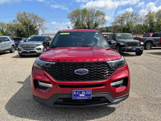 Certified 2021 Ford Explorer ST w/ Equipment Group 401A image 2