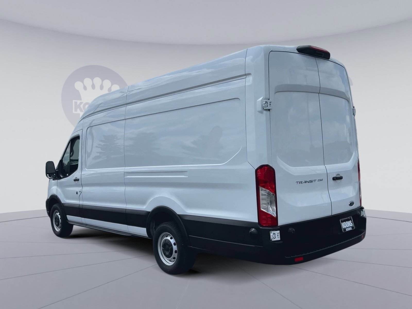 Certified 2024 Ford Transit 250 148 High Roof Extended RWD image 9