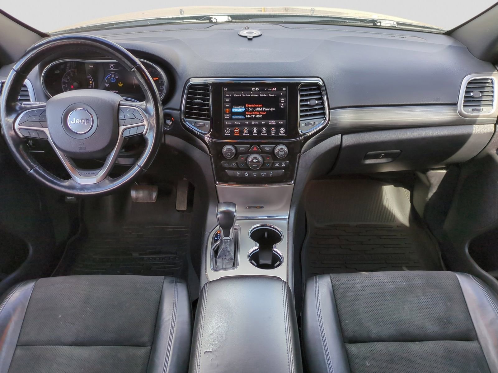 Used 2021 Jeep Grand Cherokee Laredo X AWD/4WD image 19