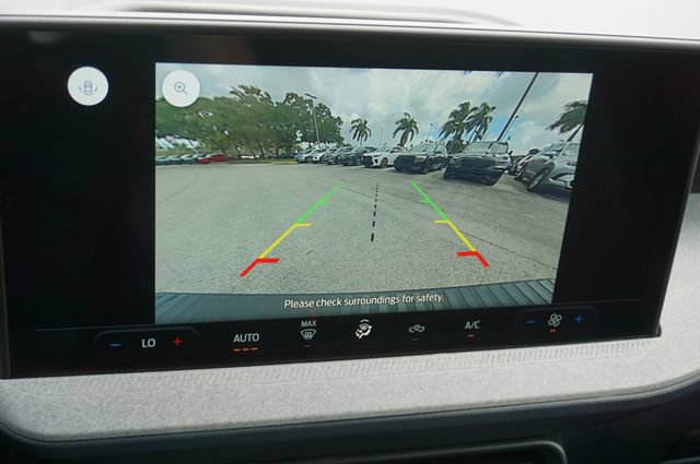 Certified 2025 Ford Maverick XLT w/ Equipment Group 302A AWD/4WD image 15