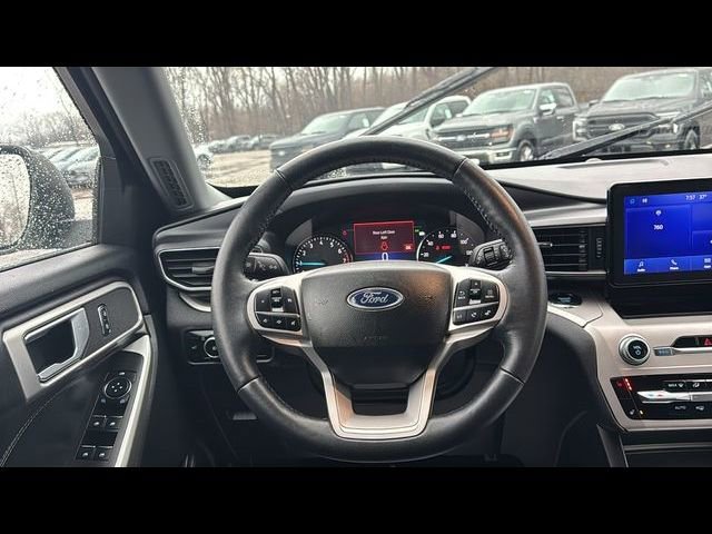 Certified 2023 Ford Explorer XLT w/ Equipment Group 202A AWD/4WD image 14
