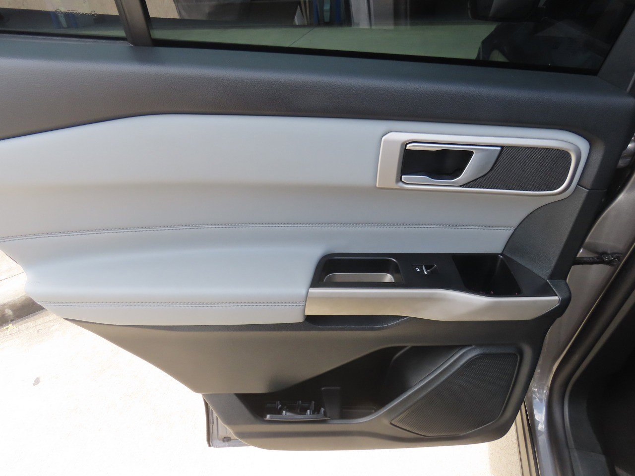 Certified 2023 Ford Explorer XLT w/ Equipment Group 202A RWD image 18