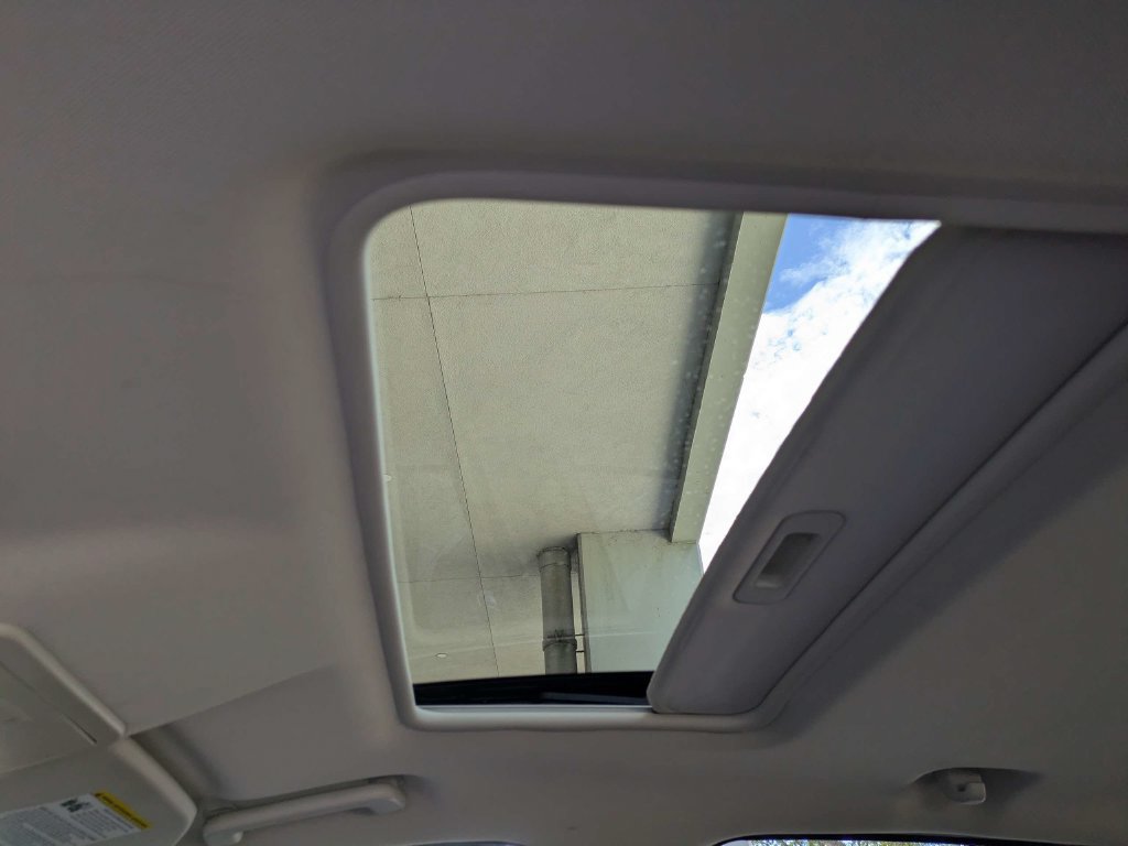 Certified 2018 Ford EcoSport SE w/ SE Convenience Package FWD image 21