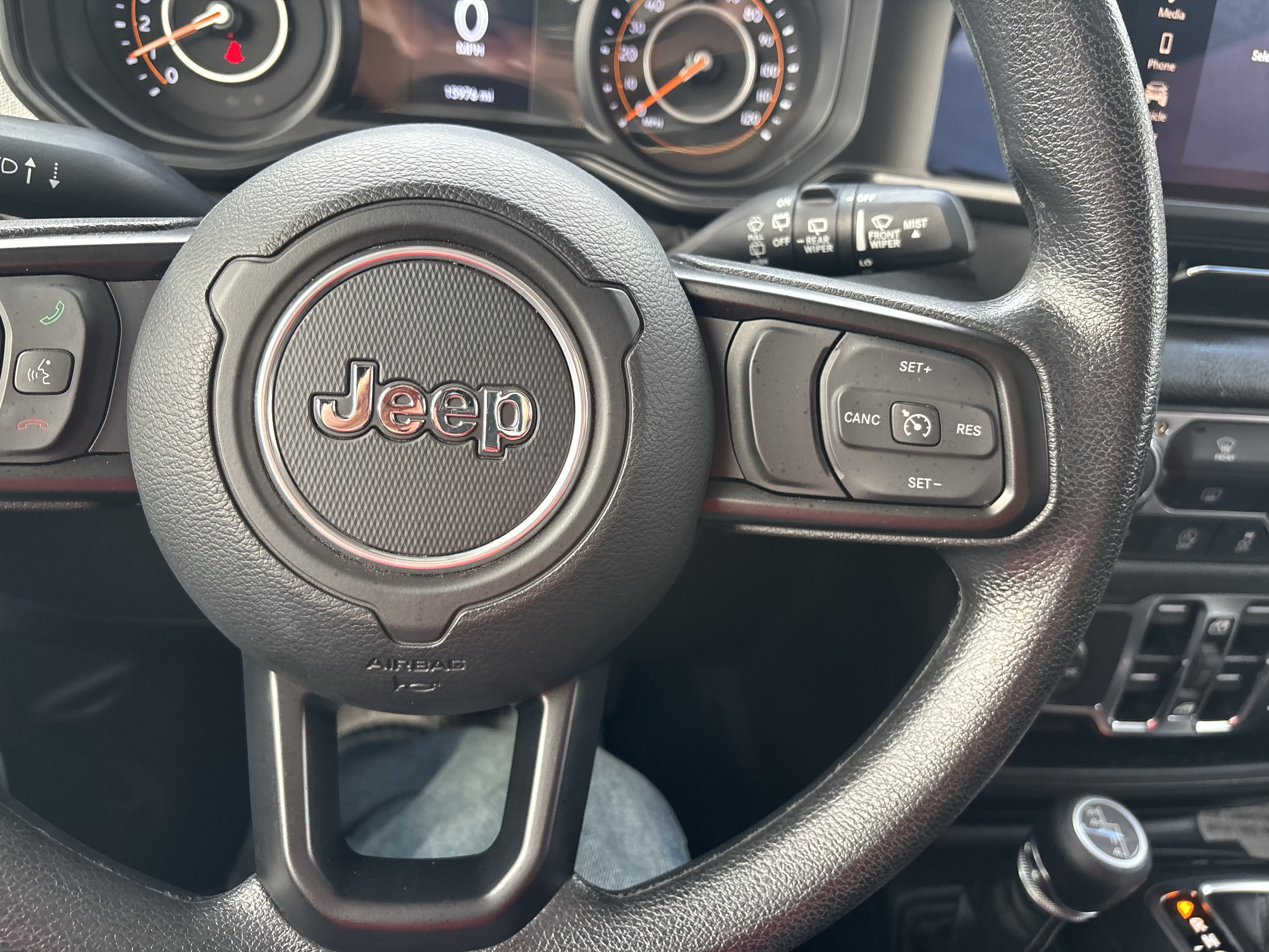 Used 2025 Jeep Wrangler Unlimited Sport AWD/4WD image 28
