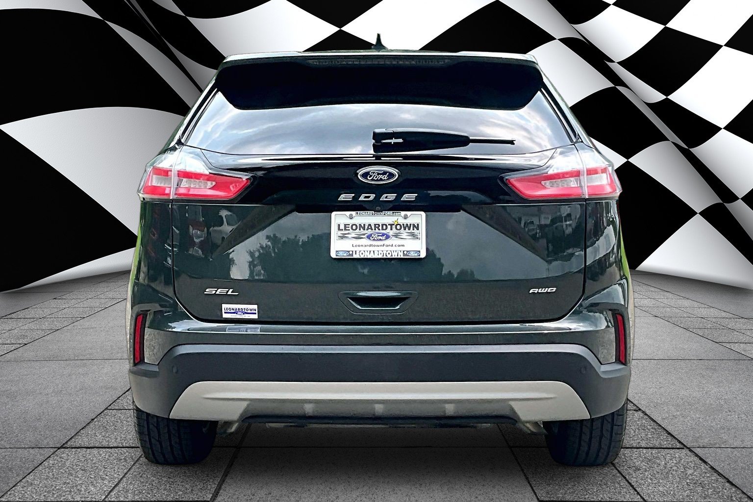 Certified 2023 Ford Edge SEL w/ Convenience Package AWD/4WD image 4