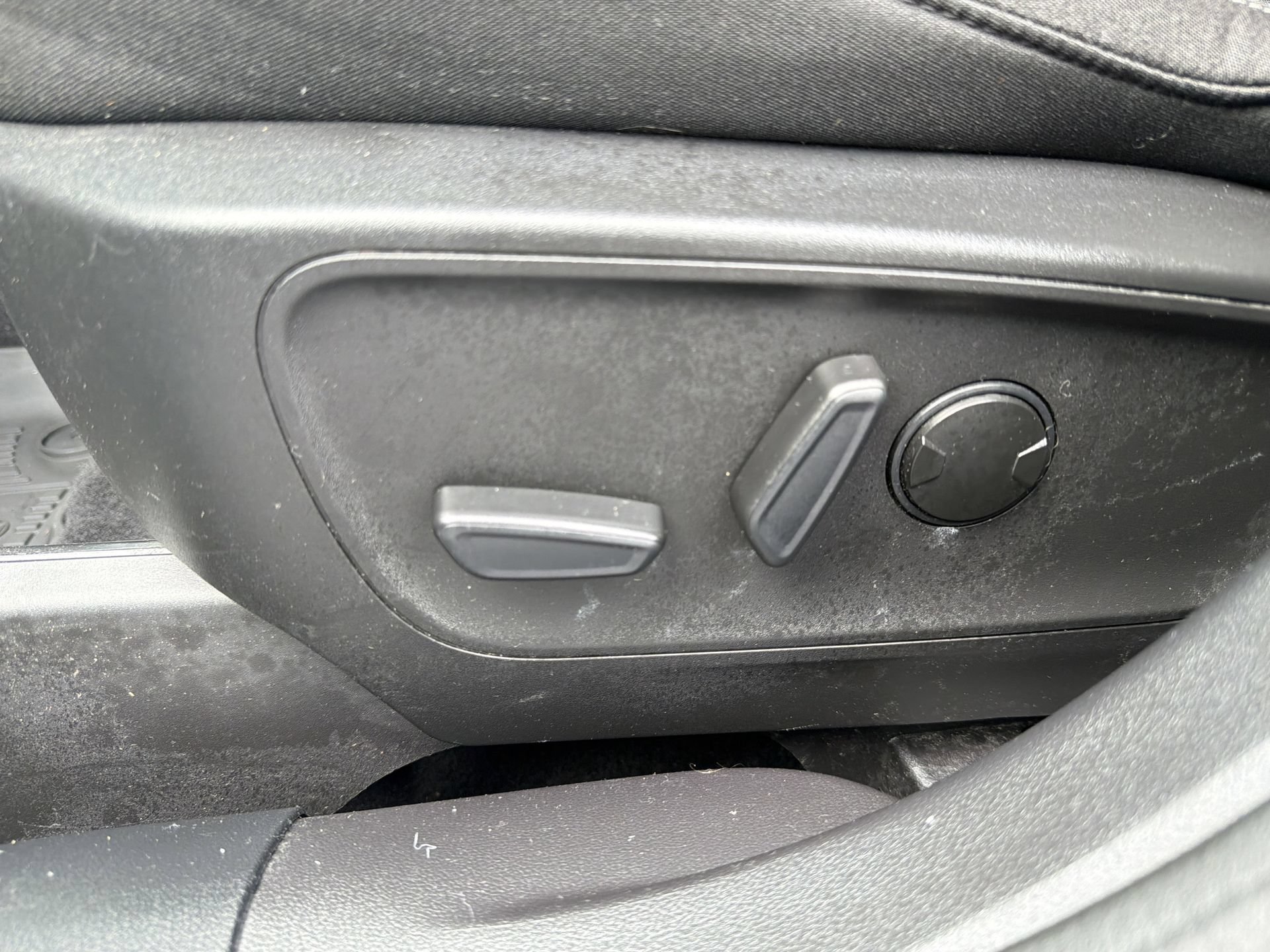 Certified 2023 Ford Escape Active AWD/4WD image 22