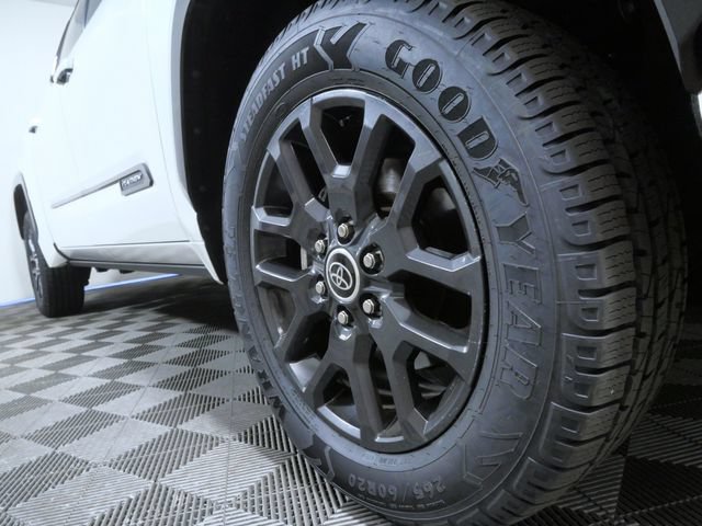 Used 2022 Toyota Tundra Platinum w/ Advanced Package AWD/4WD image 2