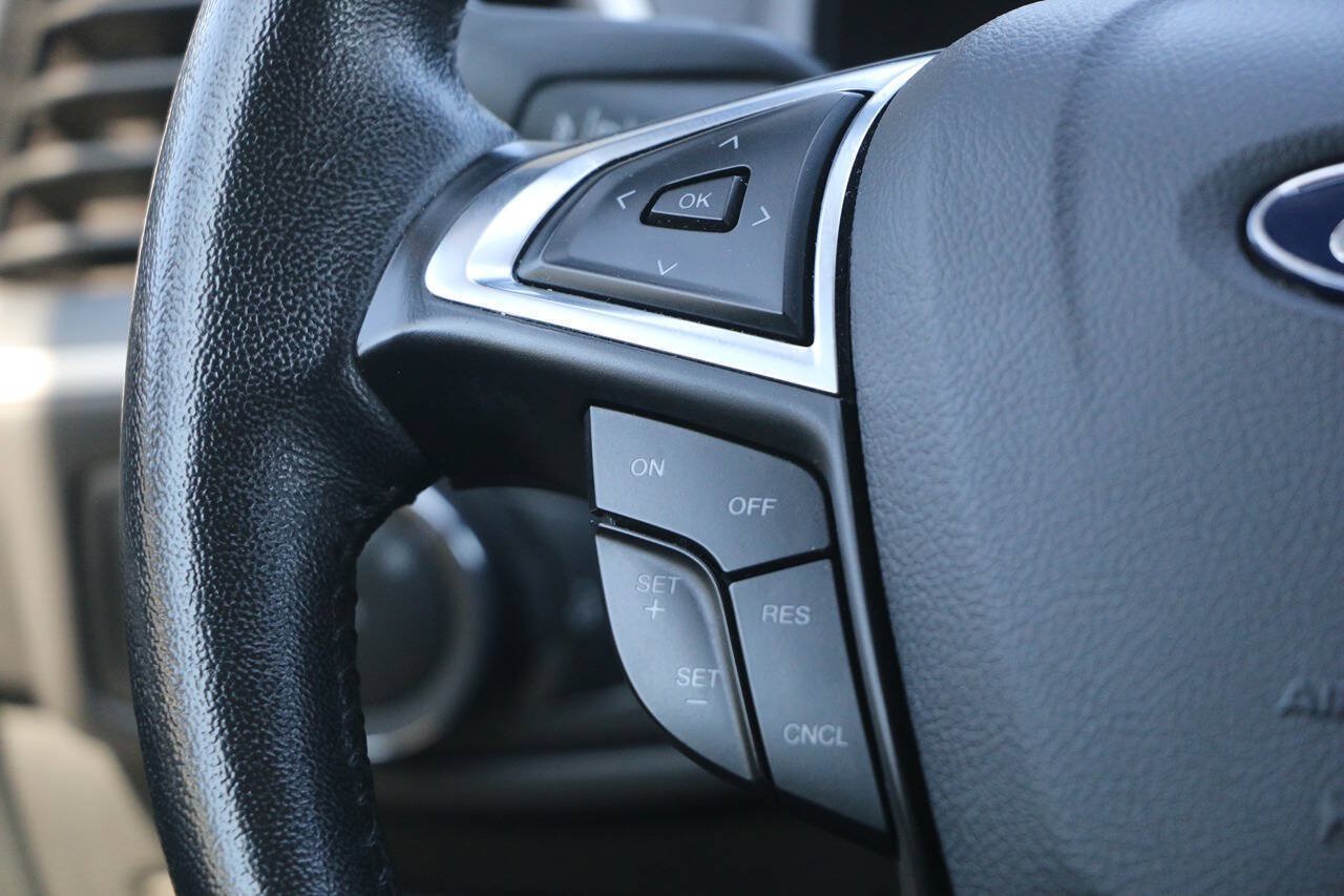 Certified 2024 Ford Edge SEL AWD/4WD image 17