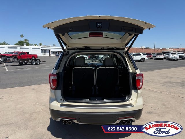 Certified 2018 Ford Explorer Platinum image 9
