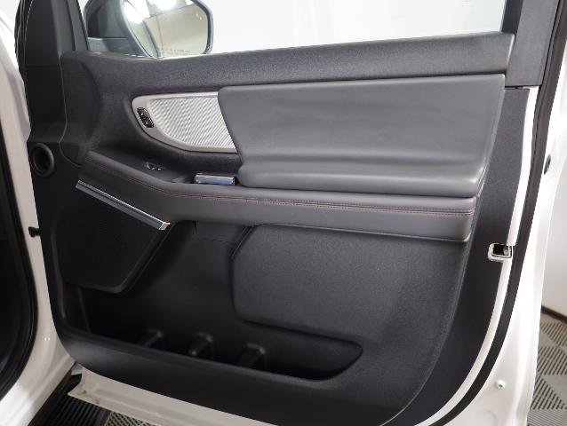 Certified 2025 Ford Expedition Active AWD/4WD image 31