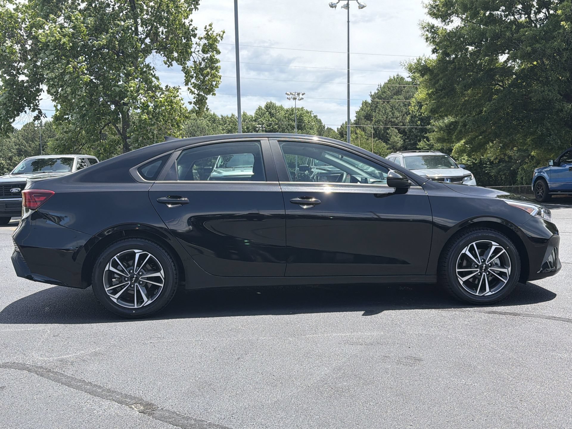 Used 2024 Kia Forte LXS FWD image 26