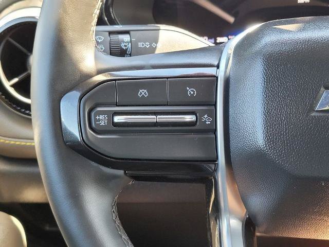 Used 2026 Chevrolet Colorado ZR2 w/ Technology Package AWD/4WD image 25