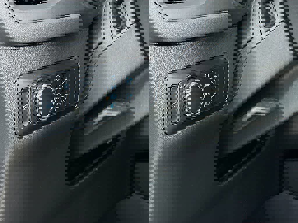 Certified 2023 Ford Escape ST-Line w/ Tech Pack #1 image 27