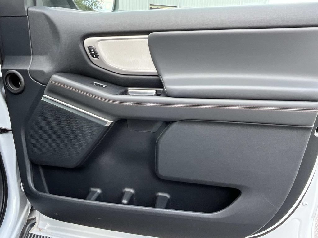 Certified 2025 Ford Expedition Max Active AWD/4WD image 29