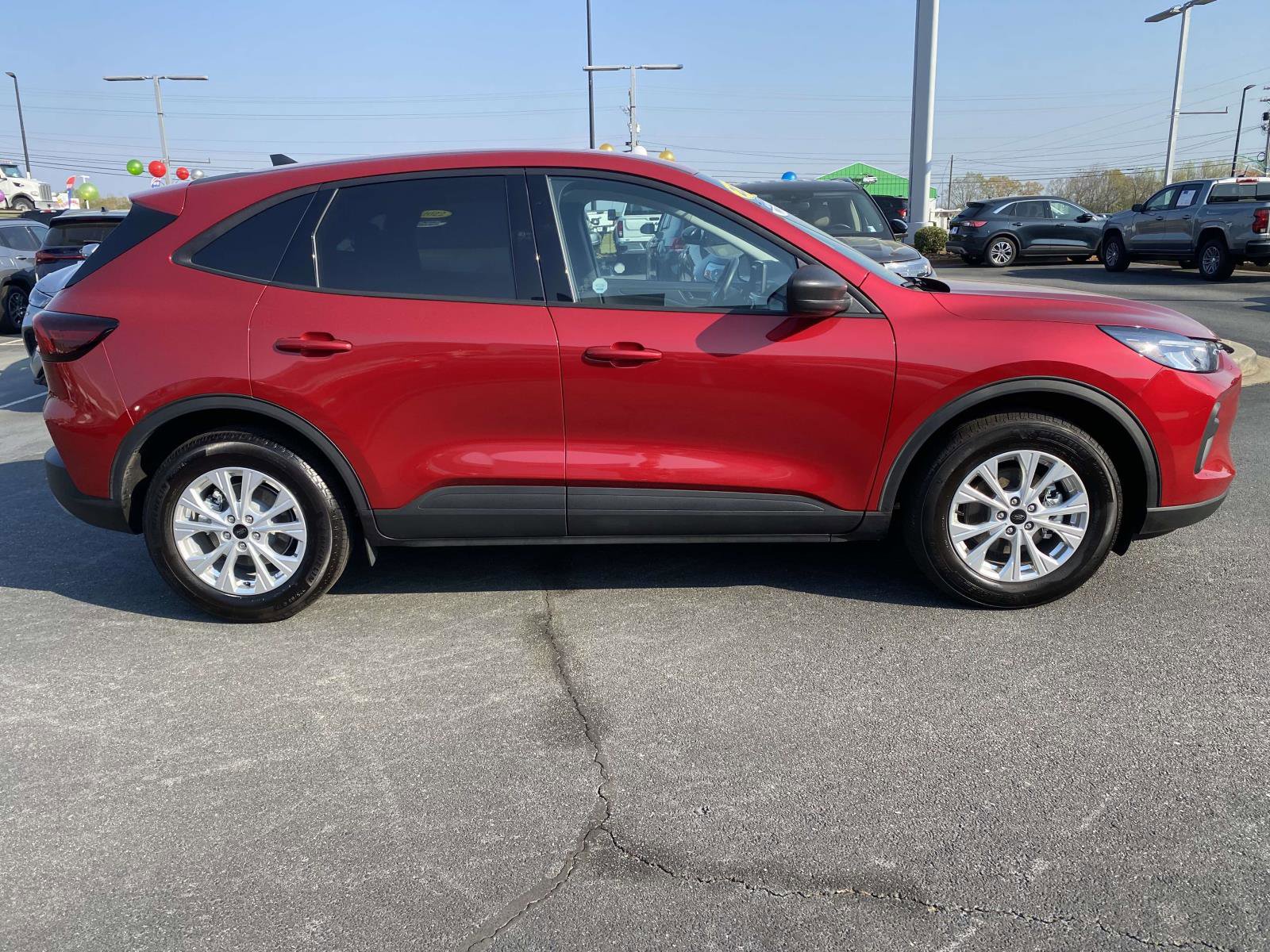 Certified 2025 Ford Escape Active FWD image 8