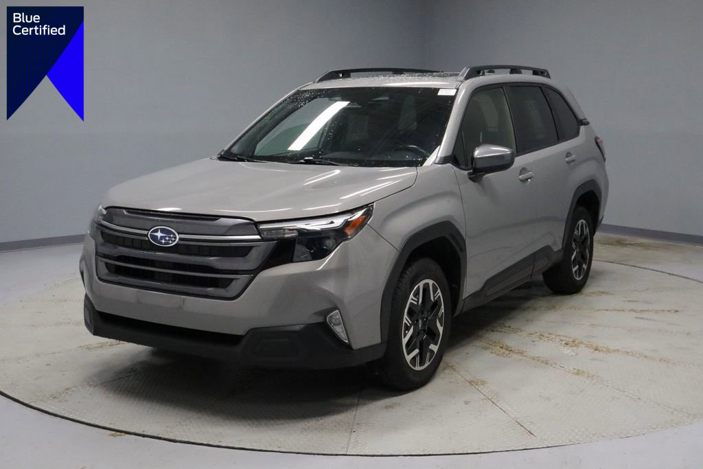 Used 2025 Subaru Forester Premium w/ Convenience Package #1