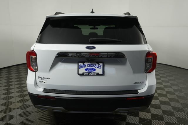 Certified 2023 Ford Explorer XLT w/ Equipment Group 202A image 3