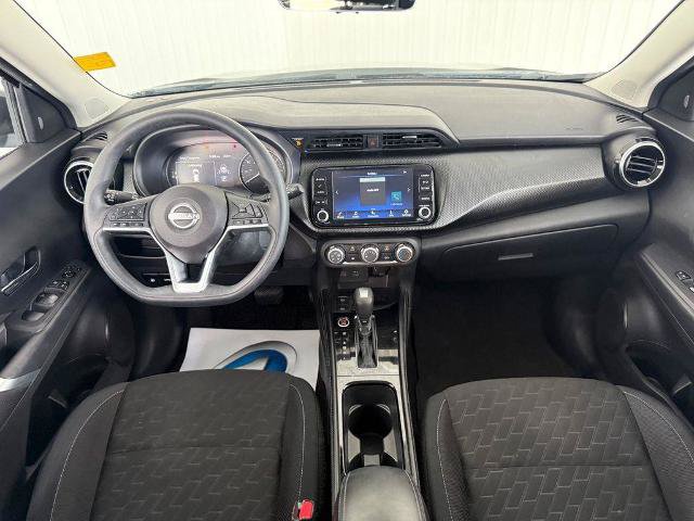 Used 2024 Nissan Kicks SV w/ Interior Electronics Package FWD image 4