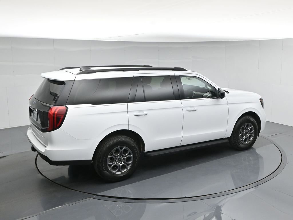 Certified 2025 Ford Expedition Active AWD/4WD image 45