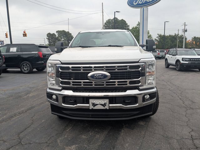 Certified 2025 Ford F350 XLT w/ Snow Plow/Camper Package AWD/4WD image 3