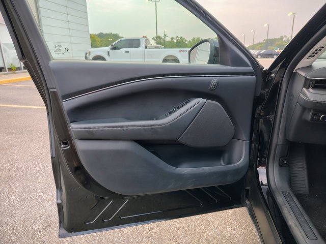 Certified 2025 Ford Mustang Mach-E Select AWD/4WD image 9
