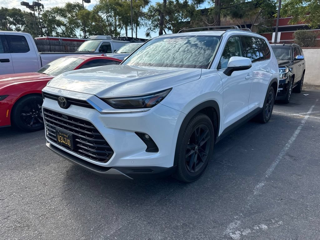 Used 2024 Toyota Grand Highlander AWD Hybrid image 16