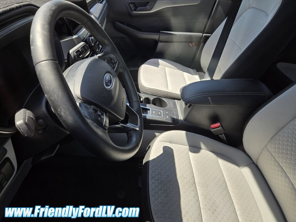 Certified 2024 Ford Escape Active FWD image 4